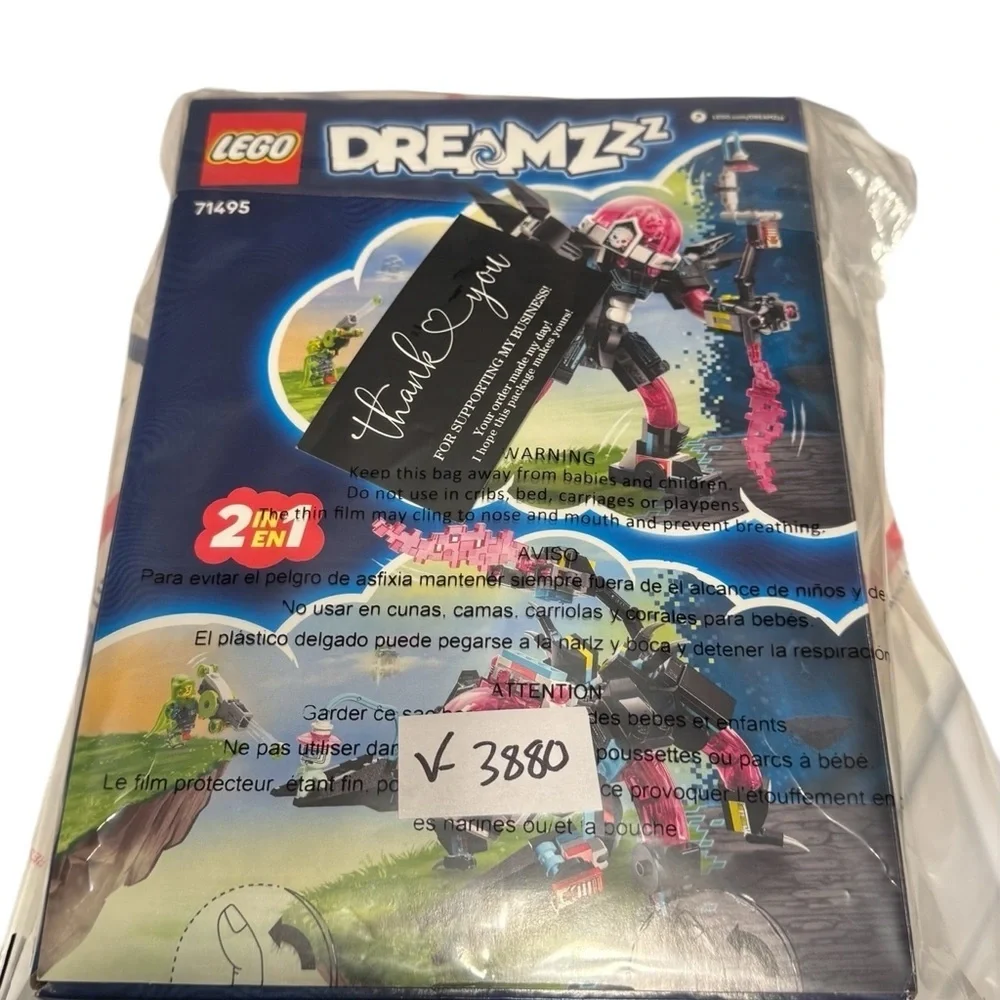 LEGO DREAMZzz Cyber Stunt Robot Set - Pink and Black - Picture 6 of 6